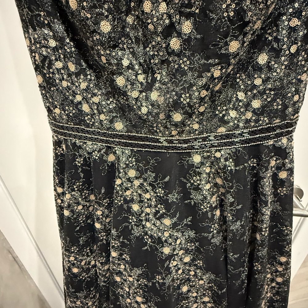Jovani Black and Gold Gown With Black Beading. - Picture 5 of 7